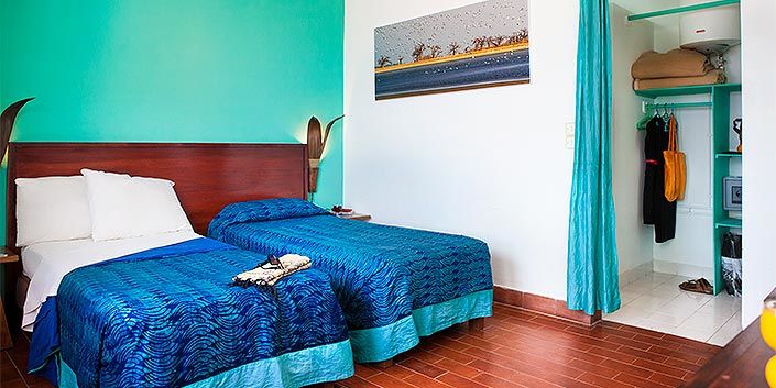 Hotel La Madrague Дакар Экстерьер фото