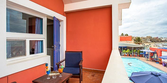 Hotel La Madrague Дакар Экстерьер фото